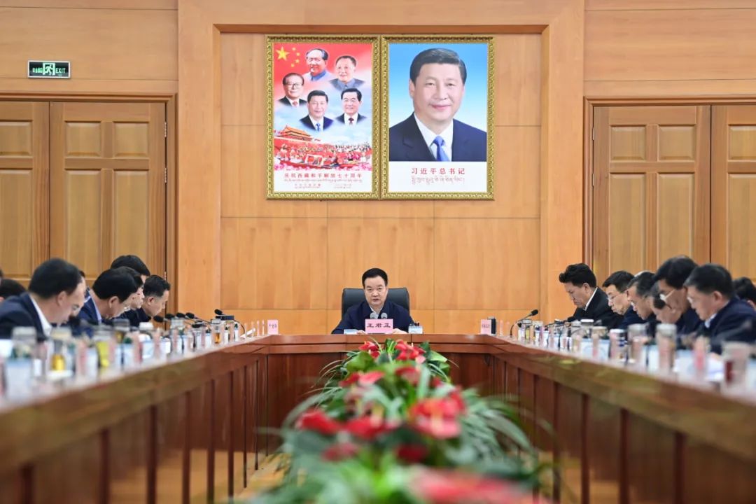 图为会议现场。